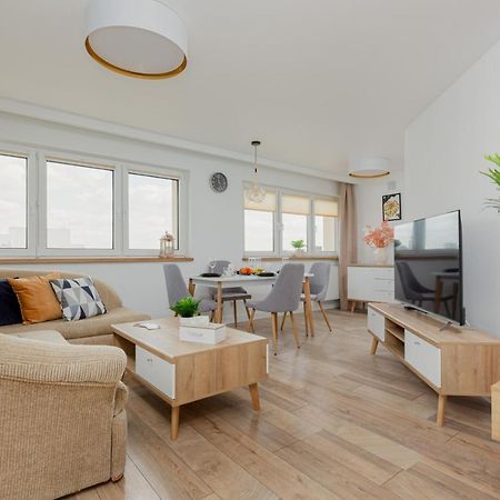 Top Floor View Apartment Marszalkowska By Noclegi Renters วอร์ซอ ภายนอก รูปภาพ