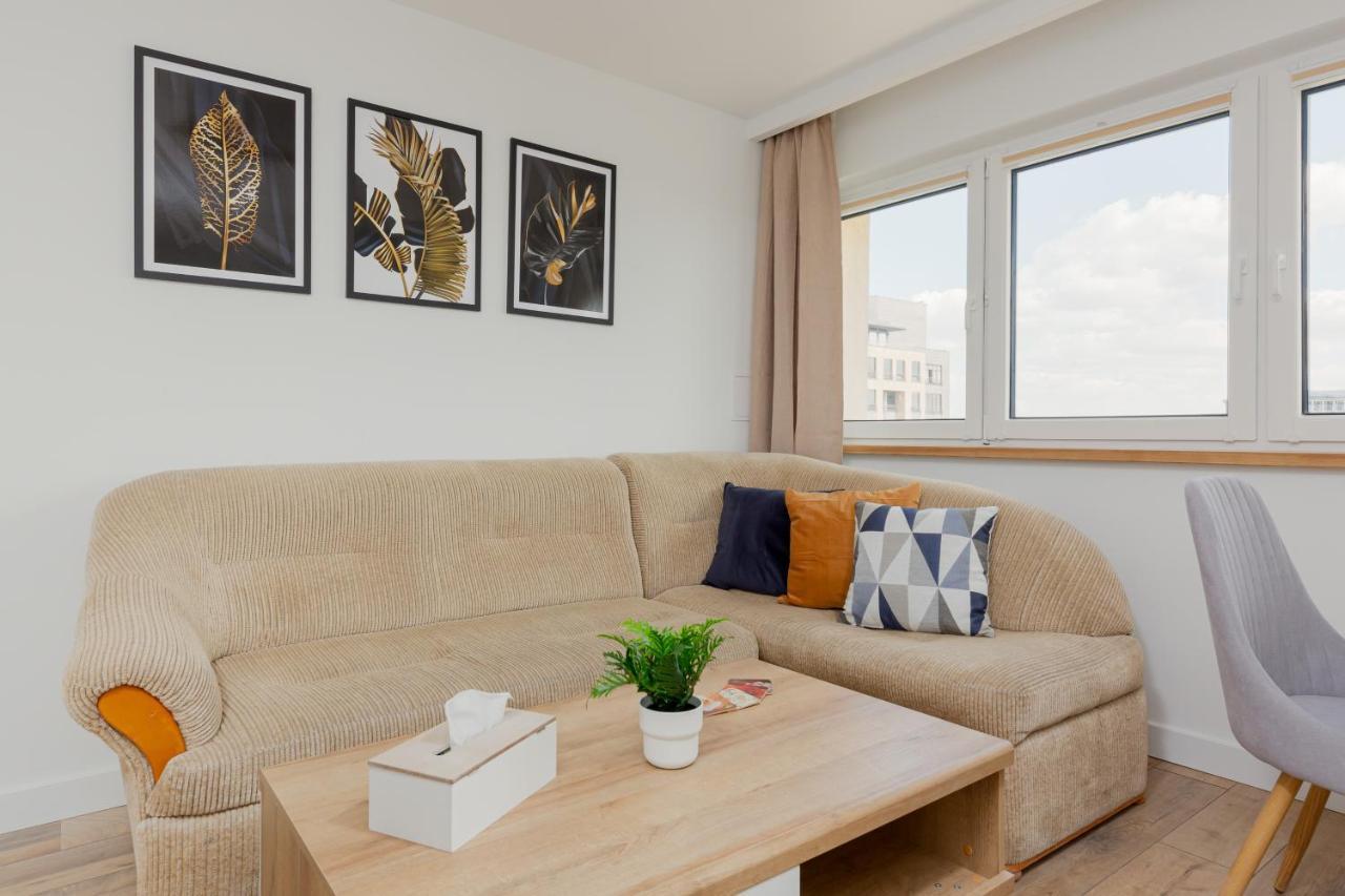 Top Floor View Apartment Marszalkowska By Noclegi Renters วอร์ซอ ภายนอก รูปภาพ